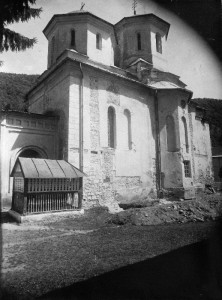 Biserica în timpul restaurări din sec. XIX
